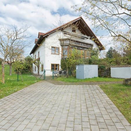 דירות Walsdorf  Iris-Ferien Mit Hund מראה חיצוני תמונה